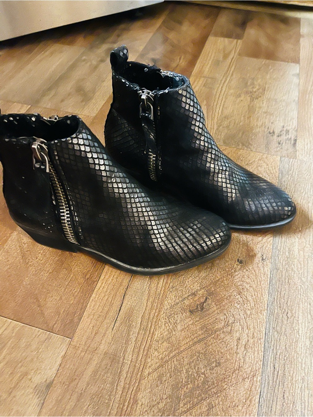 Black Textured Ankle Boots with Side Zipper